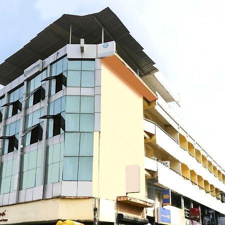 Oyo Hotel 65523 Tkt Tourist Home Каннур Экстерьер фото